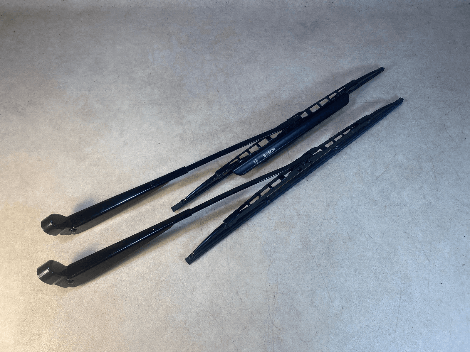 BMW BMW 7 Series E23 Genuine Front Windshield Wiper Blades Arms Black Shadowline LHD