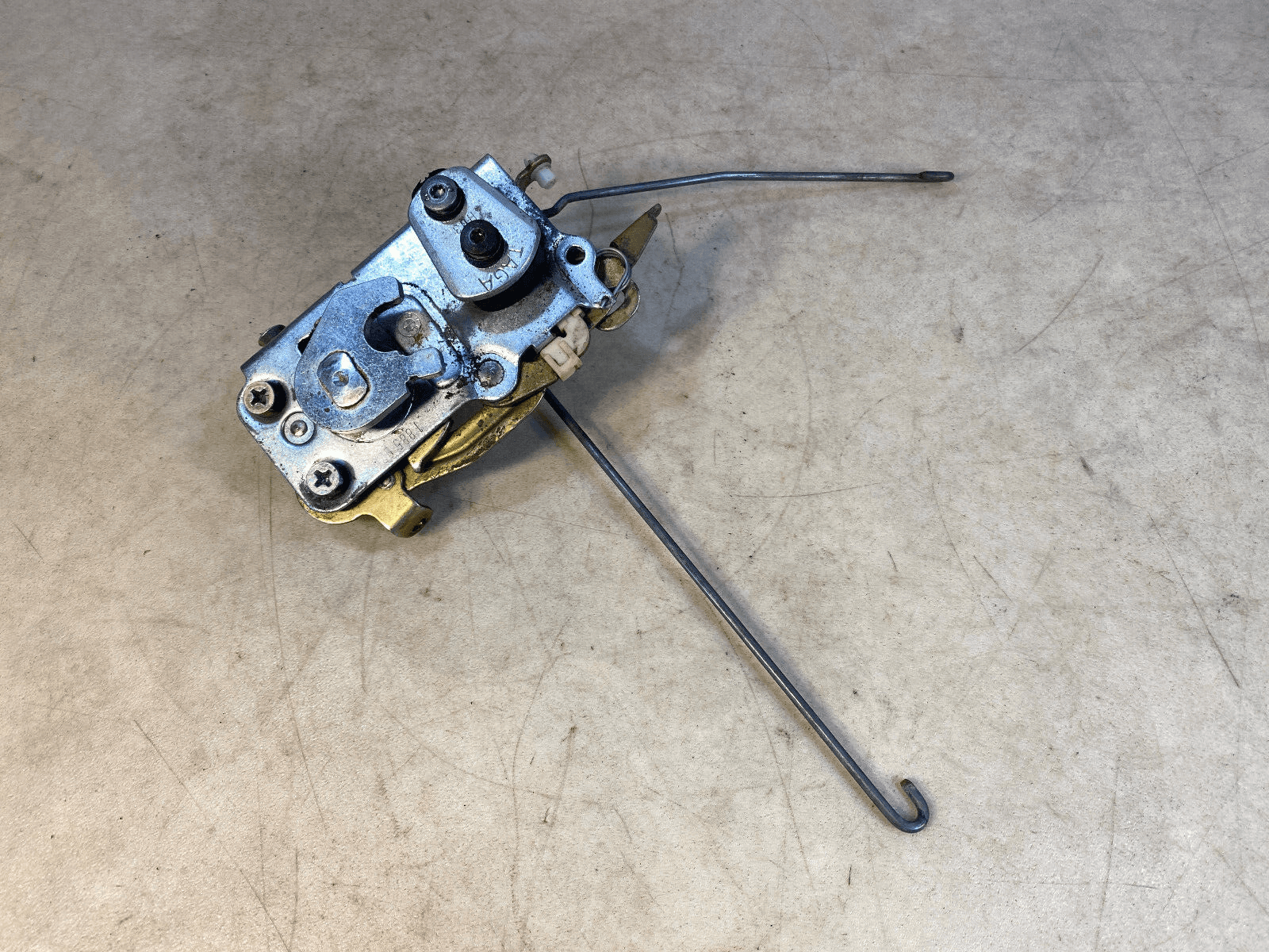 BMW GENUINE BMW 7 Series E23 Rear Right Door Lock Catch 51221885920