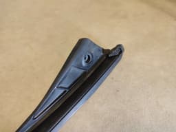 BMW BMW X5 series E70 sealing door groove door front upper left 51767208583 — thumbnail 6