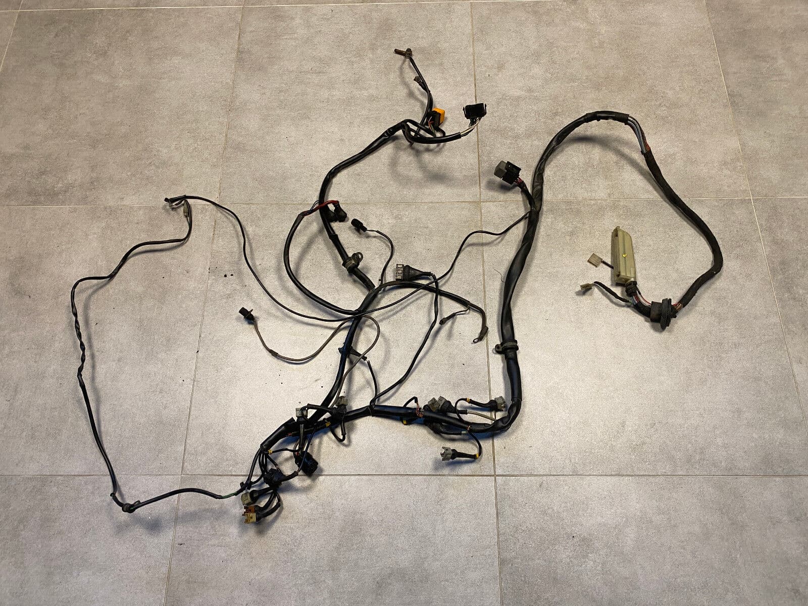 BMW GENUINE BMW 7 E23 Engine Wiring Harness DME 12511288494