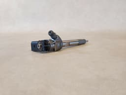 BMW Original Injector nozzle BMW Mini F39 F45 F46 F48 F54 F55 F56 F57 F60 G30 G31 — thumbnail 3