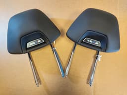 BMW 🔥 GENUINE BMW X6 G06 X6 M LED LOGO FRONT SEAT HEAD REST HEADREST SET X2 PCS 🔥 — thumbnail 1