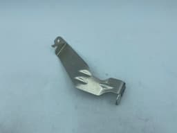 BMW BMW X3 E83 Bracket Underfloor Panelling Centre 51753402791 — thumbnail 4