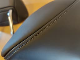 BMW 🔥 GENUINE BMW X6 G06 X6 M LED LOGO FRONT SEAT HEAD REST HEADREST SET X2 PCS 🔥 — thumbnail 9