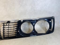 BMW BMW 7 E23 GENUINE FACELIFT HEADLAMP GRILLS PAIR — thumbnail 3