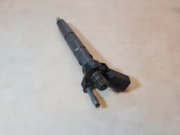BMW BMW Genuine G20 G01 G02 G05 Rp Injector DIESEL FUEL INJECTION NOZZLE 13538571565 — thumbnail 2