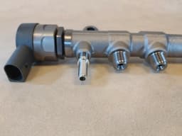 BMW BMW 3 G20 5 G30 G31 X3 G01 X4 G02 B47 High pressure accumulator injector line — thumbnail 6