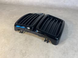 BMW GENUINE BMW 7 E23 Front Grille center BLACK SCHWARZ 51131916509 — thumbnail 6