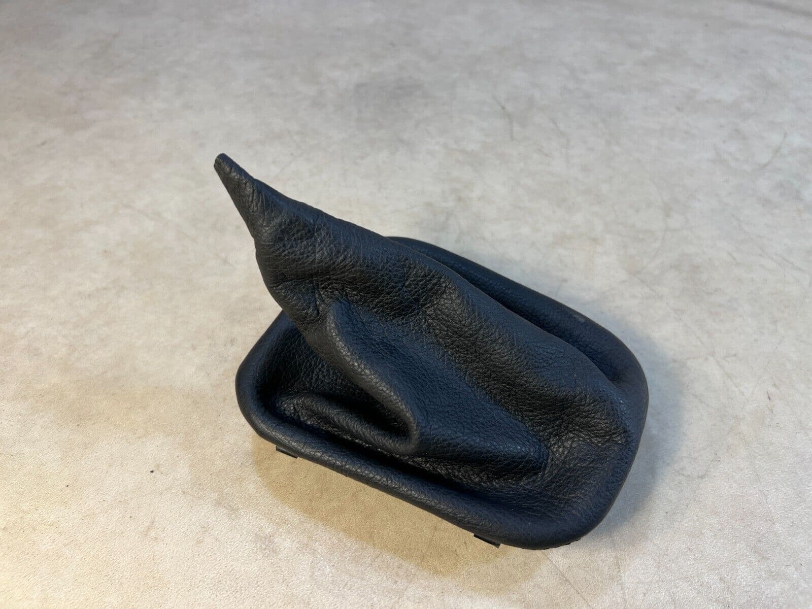 BMW BMW 7 E23 GENUINE Leather Gear Level Cover 25111207561