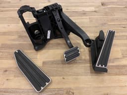 PORSCHE Porsche 911 991.1 991.2 GENUINE GAS BRAKE STEP PEDAL SET — thumbnail 1