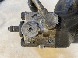 BMW GENUINE BMW E23 7 Power Steering Box 32131123474 — thumbnail 2
