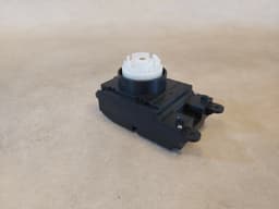 BMW BMW 5 6 E60 E61 E63 E64 OEM i-Drive Navigation Control Switch 65826944884 — thumbnail 2