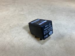 BMW GENUINE BMW 3 E21 E30 5 E28 6 E24 7 E23 Hazard warning relay 61311372021 — thumbnail 8