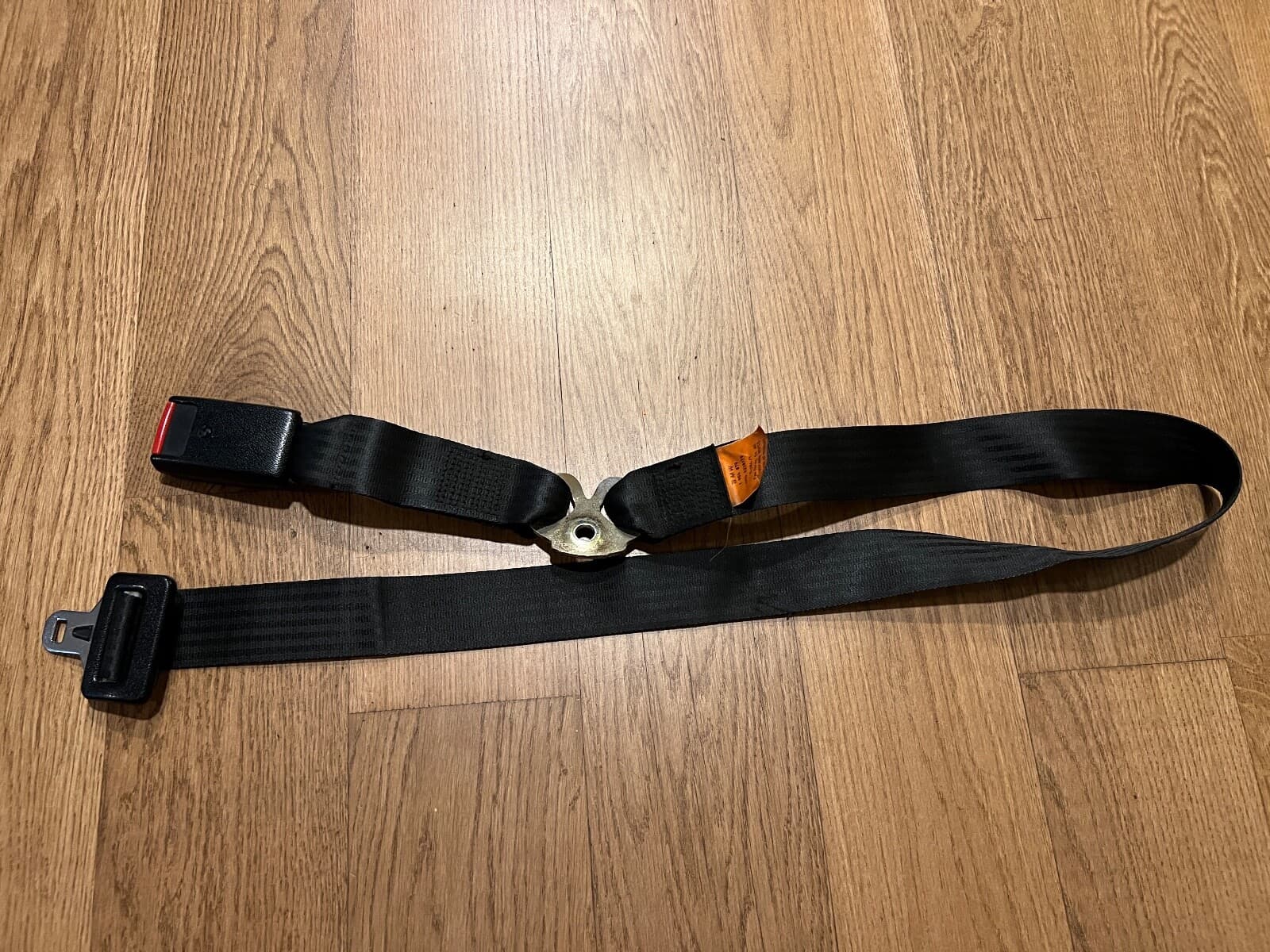 BMW BMW 3 E30 5 E28 7 E23 GENUINE Rear Center Seat Belt + Lock