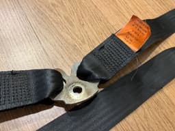 BMW BMW 3 E30 5 E28 7 E23 GENUINE Rear Center Seat Belt + Lock — thumbnail 5