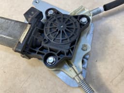 MERCEDES-BENZ Mercedes G class W463 GENUINE Front Left Door Window Regulator with Motor — thumbnail 3