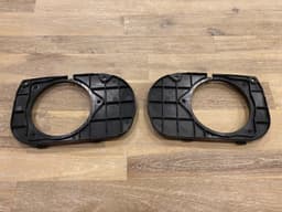 BMW BMW 5 F11 GENUINE Interior Rear Roof Speaker Holders Left & Right — thumbnail 1