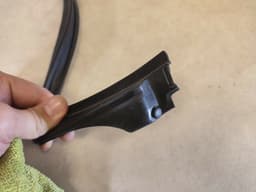 BMW BMW X5 M E70 X5 3.0D GASKETDOOR JOINT DOOR FRNT TOP Right. 51767208584 — thumbnail 6