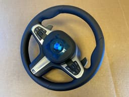BMW BMW F22 F23 F30 F31 F32 F33 F34 F87 G STYL USA M Steering Wheel PETALS VIBRO ACC — thumbnail 10