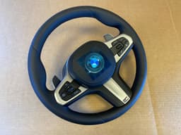 BMW BMW F22 F23 F30 F31 F32 F33 F34 F87 F36 G STYL USA M Steering Wheel PETALS VIBRO — thumbnail 9