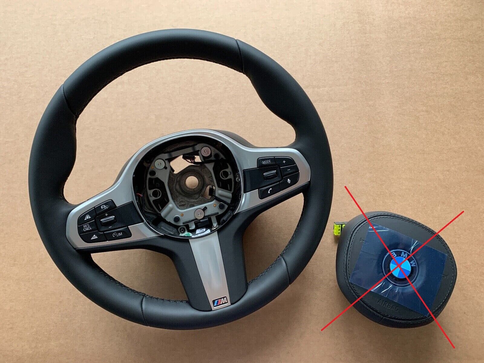 BMW BMW 5 G30 G31 G38 6 G32 X3 G01 G08 X4 G02 GENUINE USA M Steering Wheel VIBRO ACC