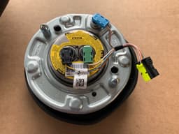 BMW BMW 5 G30 G31 G38 6 G32 X3 G01 G08 X4 G02 GENUINE USA M Steering Wheel VIBRO ACC — thumbnail 6