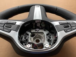 BMW BMW 5 G30 G31 G38 6 G32 X3 G01 G08 X4 G02 GENUINE USA M Steering Wheel VIBRO ACC — thumbnail 8