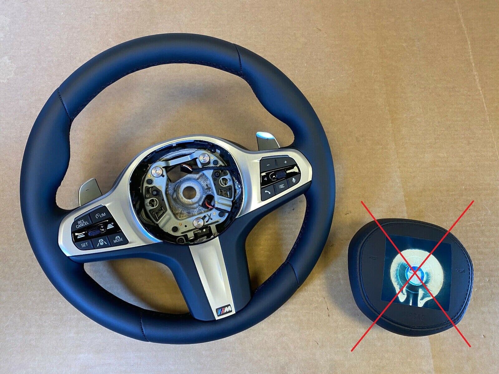 BMW BMW 8 X5 X6 X7 G14 G15 G16 G05 G06 G07 OEM M Steering Wheel Petals Assist+ VIBRO