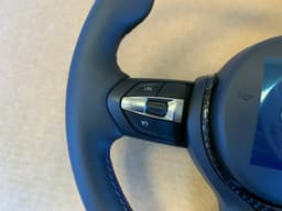 BMW BMW F15 F16 F25 F26 F39 F45 F48 USA GENUINE M Steering Wheel HEATING CARBON — thumbnail 3