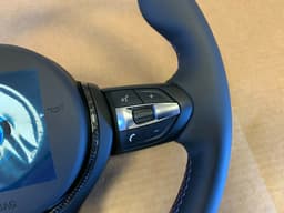 BMW BMW F15 F16 F25 F26 F39 F45 F48 USA GENUINE M Steering Wheel HEATING CARBON — thumbnail 4