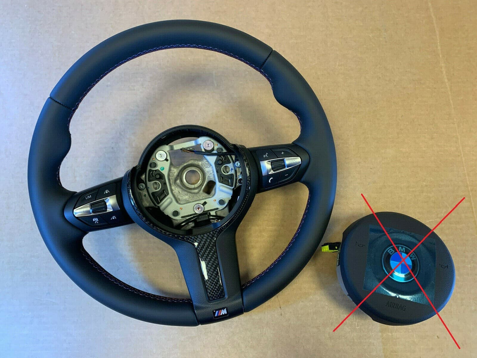 BMW BMW F01 F02 F03 F04 F06 F07 F10 F11 F12 F13 GENUINE USA M Steering Wheel ACC