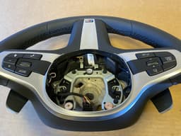 BMW BMW F22 F23 F30 F31 F32 F33 F34 F87 F36 G STYLE USA M Steering Wheel PETALS — thumbnail 8