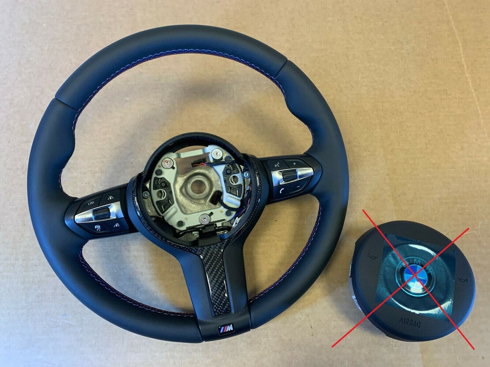 BMW BMW F15 F16 F25 F26 F39 F45 F48 USA GENUINE M Steering Wheel HEATING ACC CARBON