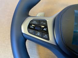 BMW BMW 8 X5 X6 X7 G14 G15 G16 G05 G06 G07 USA M Steering Wheel Petals Assist+ VIBRO — thumbnail 3