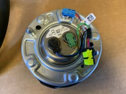 BMW BMW F01 F02 F03 F04 F06 F07 F10 F11 F12 F13 GENUINE USA M Steering Wheel VIBRO — thumbnail 6