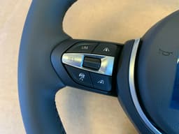 BMW BMW F01 F02 F03 F04 F06 F07 F10 F11 F12 F13 OEM USA M Steering Wheel VIBRO ACC — thumbnail 3