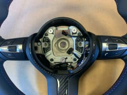 BMW BMW F22 F23 F30 F31 F32 F33 F34 F36 F87 OEM USA M Steering Wheel CARBON VIBRO — thumbnail 4