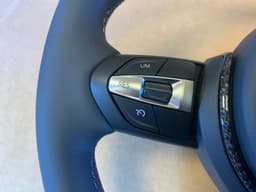 BMW BMW F22 F23 F30 F31 F32 F33 F34 F36 F87 OEM USA M Steering Wheel CARBON VIBRO — thumbnail 7