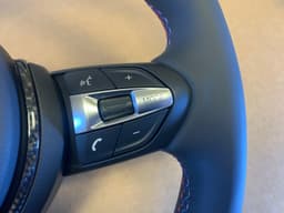 BMW BMW F22 F23 F30 F31 F32 F33 F34 F36 F87 OEM USA M Steering Wheel CARBON VIBRO — thumbnail 8