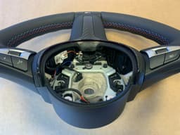 BMW BMW F22 F23 F30 F31 F32 F33 F34 F36 F87 OEM USA M Steering Wheel CARBON VIBRO — thumbnail 5