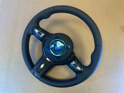 BMW BMW F22 F23 F30 F31 F32 F33 F34 F36 F87 OEM USA M Steering Wheel CARBON VIBRO — thumbnail 10