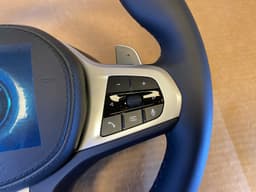 BMW BMW 5 G30 G31 G38 6 G32 X3 G01 G08 X4 G02 OEM M Steering Wheel VIBRO ASSIST+ — thumbnail 4