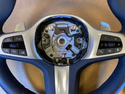 BMW BMW 5 G30 G31 G38 6 G32 X3 G01 G08 X4 G02 OEM M Steering Wheel VIBRO ASSIST+ — thumbnail 7