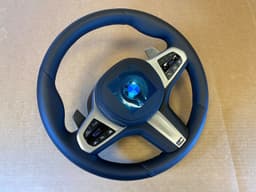 BMW BMW 5 G30 G31 G38 6 G32 X3 G01 G08 X4 G02 OEM M Steering Wheel VIBRO ASSIST+ — thumbnail 9