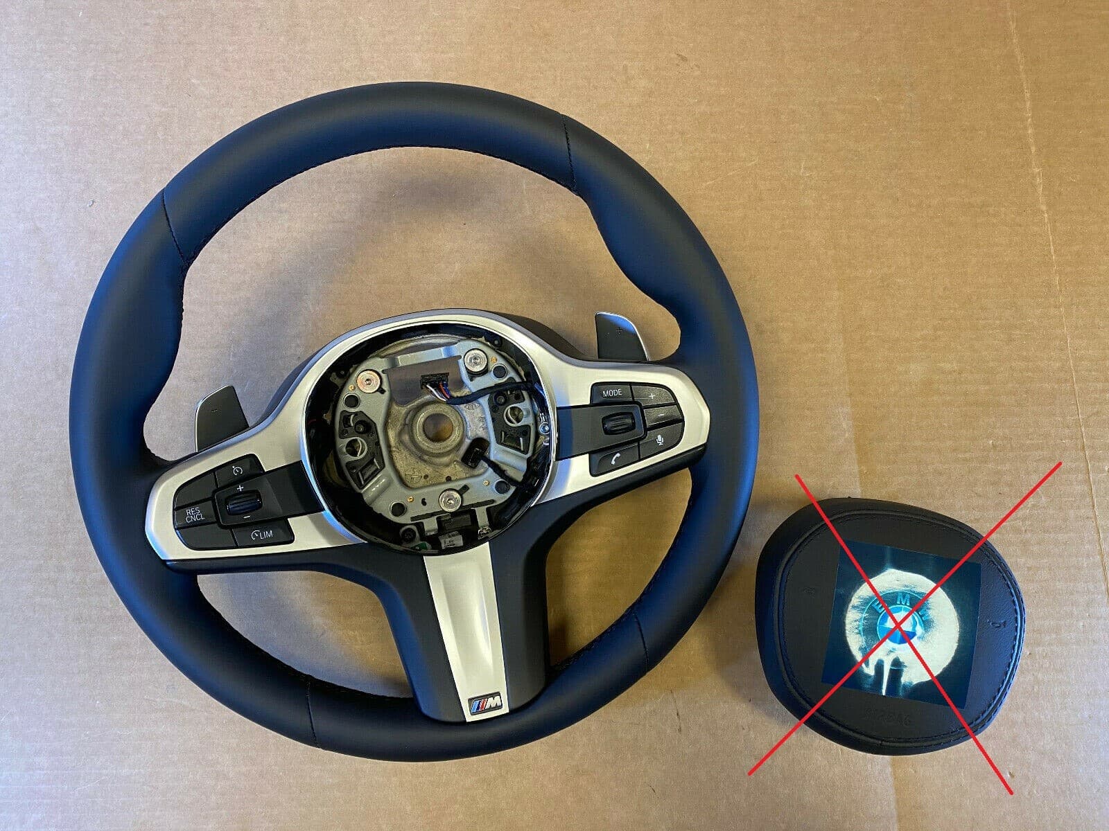 BMW BMW F15 F16 F20 F21 F22 F25 F26 F30 F32 F33 G STYL M Steering Wheel PETALS VIBRO