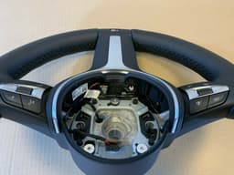 BMW BMW F22 F23 F30 F31 F32 F34 F36 USA GENUINE M Steering Wheel HEATING VIBRO ACC — thumbnail 5