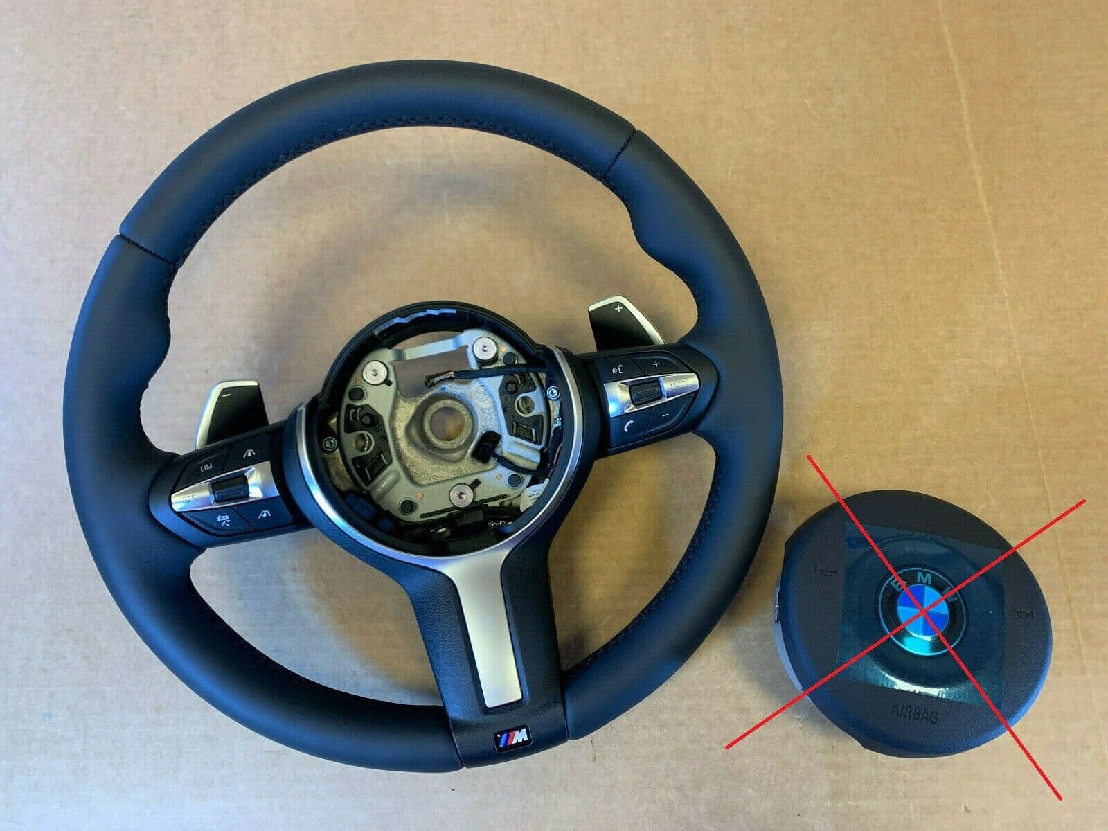 BMW BMW F01 F02 F04 F06 F07 F10 F11 F12 F13 USA M Steering Wheel PADDLES HEATED ACC