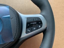 BMW BMW LCI 5 G30 G31 G38 6 G32 X3 G01 G08 X4 G02 GENUINE EU M Steering Wheel VIBRO — thumbnail 4