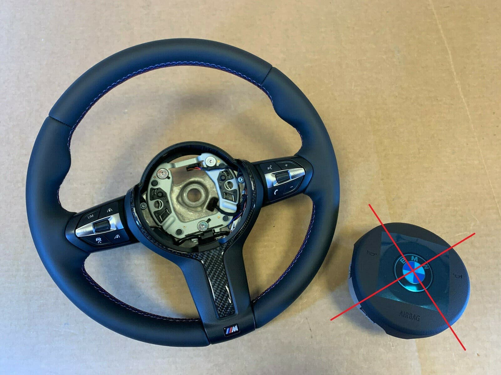 BMW BMW F21 F22 F23 F30 F31 F32 F33 F34 F36 USA M Steering Wheel HEATED ACC CARBON