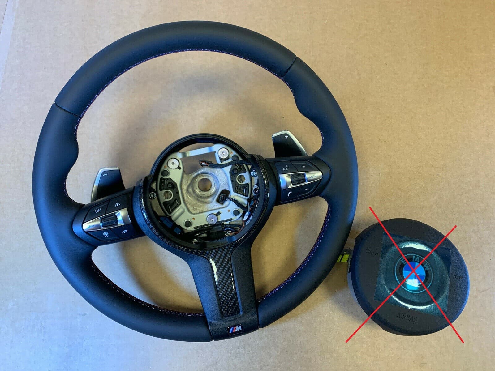 BMW BMW F22 F23 F30 F31 F32 F33 F34 F36 USA M Steering Wheel PADDLE CARBON VIBRO ACC